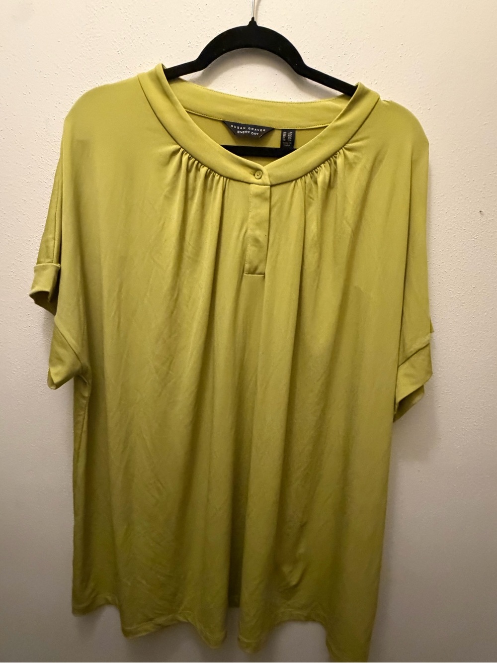 Susan Graver Lime Green Short-Sleeve Relaxed Top